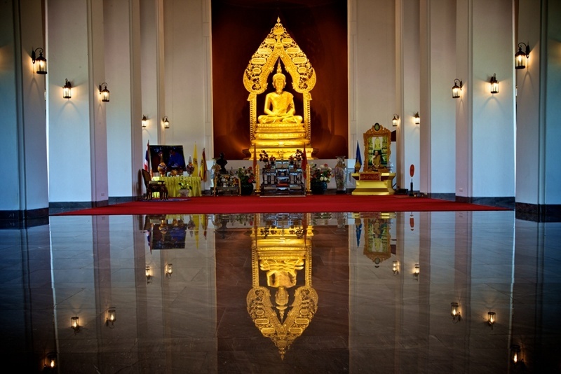 曼哈库特佛教大学