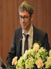 Bernard Terrany教授