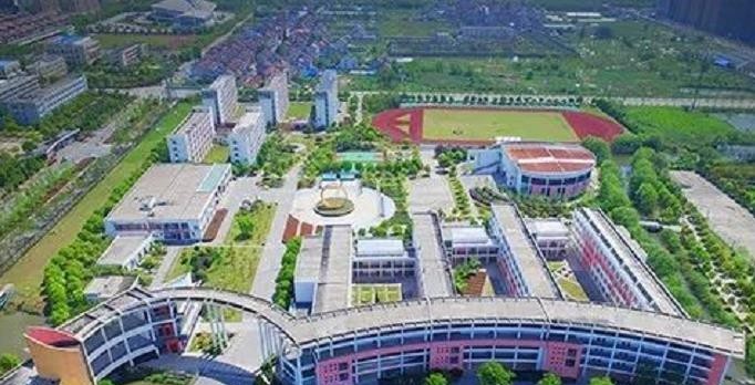 湖州艺术与设计学校网站