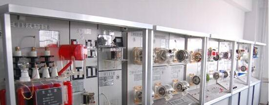 张家口技工学校