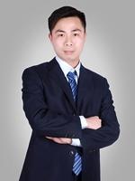 杨 南