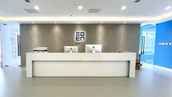 前台