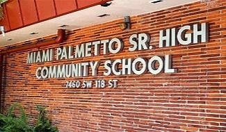 美国戴德郡公立高中