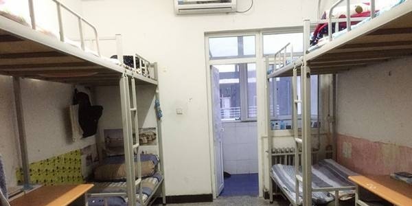 新野县中等职业学校2021年宿舍条件