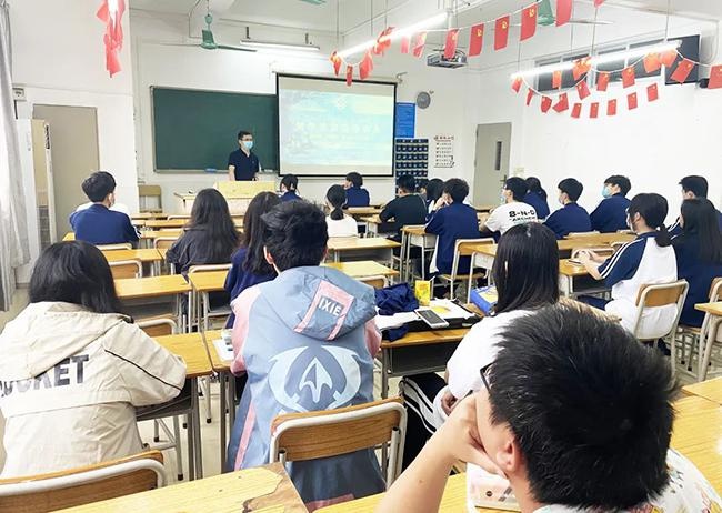 广东外语外贸大学公开学院预科部开展培训暨新学期学生座谈