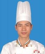 彭新宇