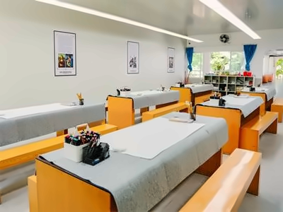 雷纳森英豪国际学院美术室