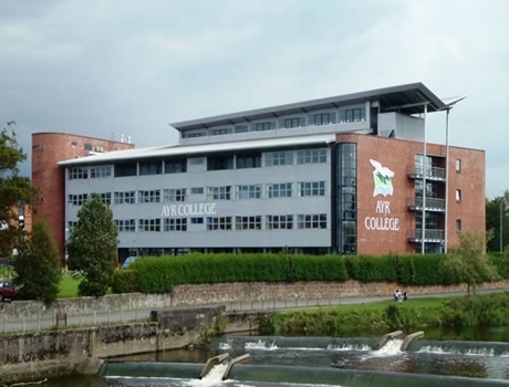 艾尔郡学院