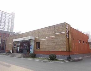 游泳馆