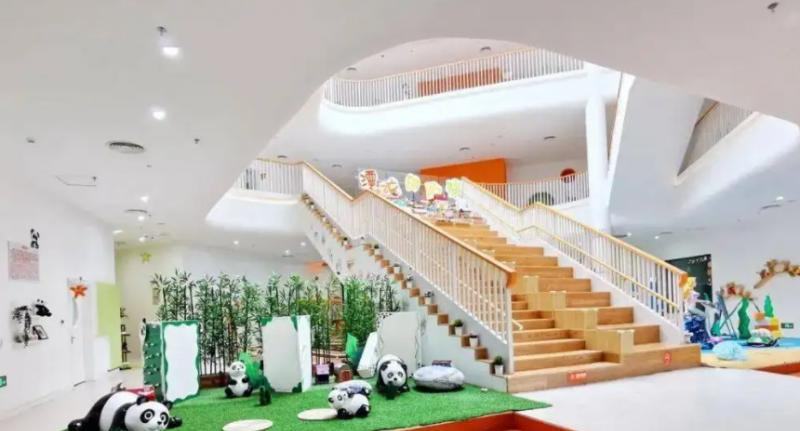 成都霍森斯小学怎么样