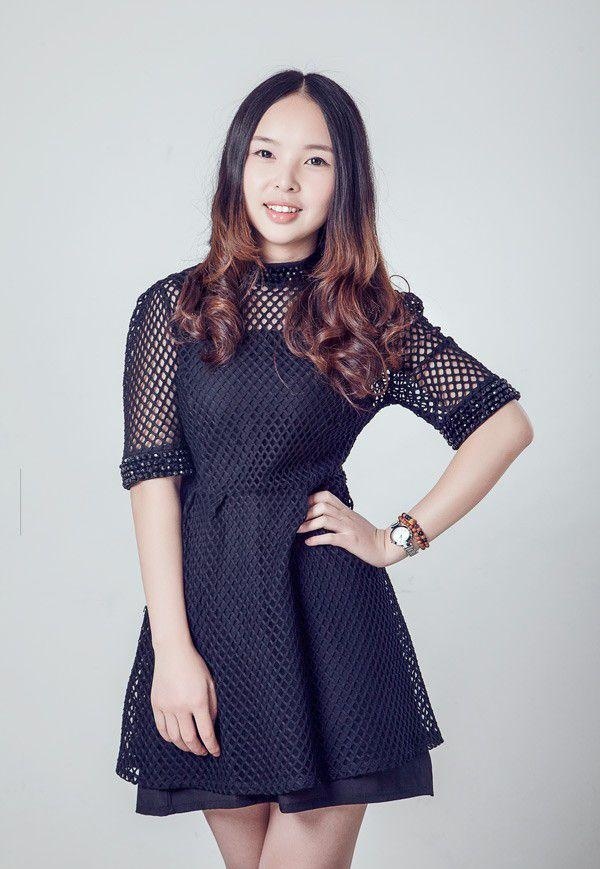 旁同学 — 高级美容师