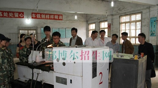 西秀区高级职业技术中学