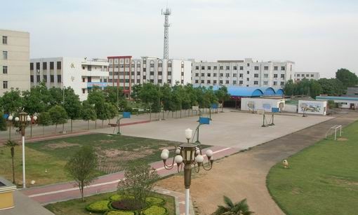 眉山交通技工学校