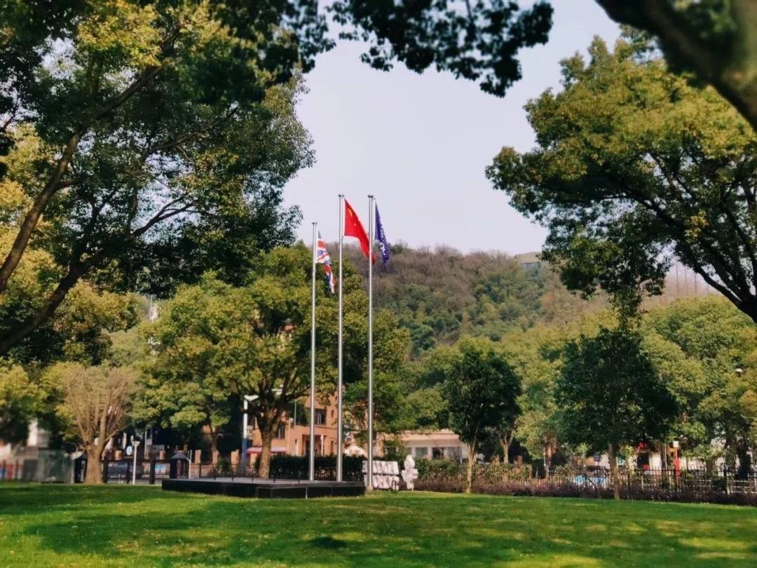 上海阿德科特学校.jpg