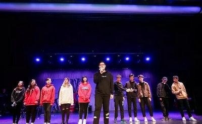 上外A-Level国际高中2018新年晚会暨十大歌手总决赛：开场表演