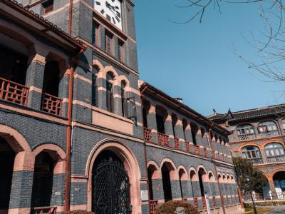 华东政法大学-美国预科课程