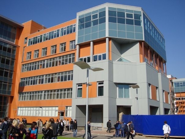 圣彼得堡国立电信大学