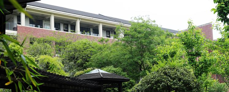 江苏怀仁中学2020年学费、收费多少