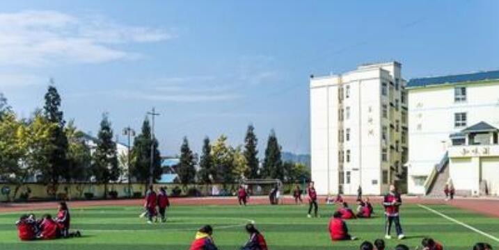 六盘水理工职业技术学校怎么样、好不好