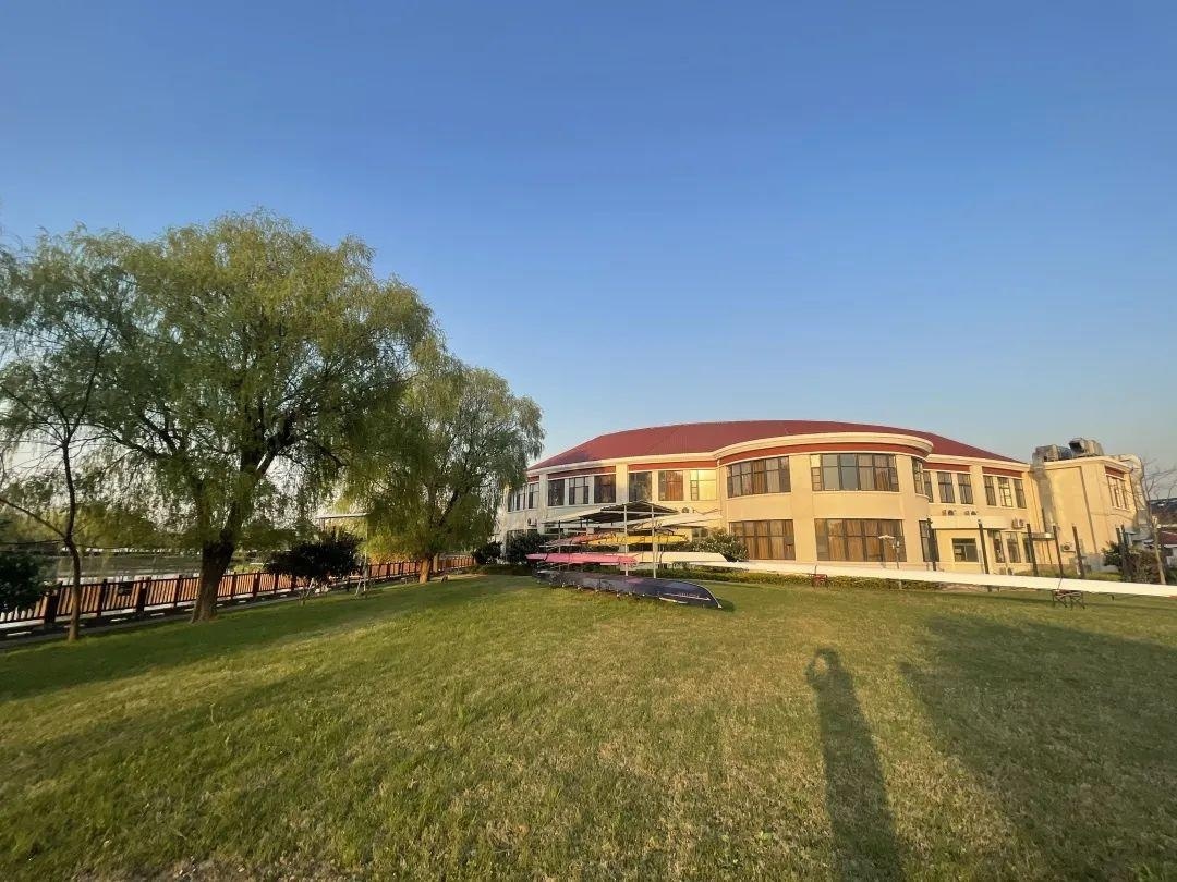 上海宏润博源学校.jpg