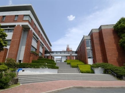东京药科大学