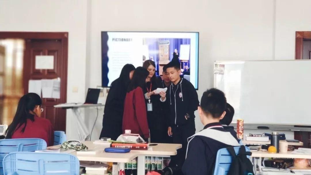 月度学生大会.jpg
