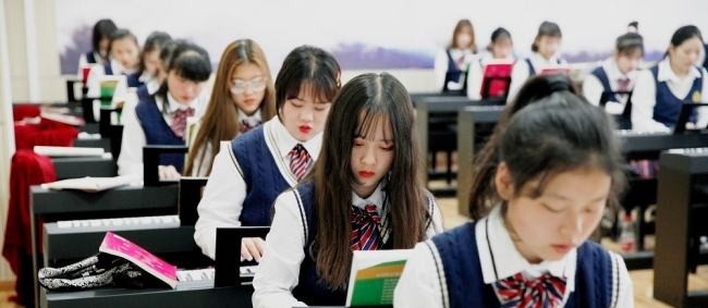 石家庄学前教育中等专业学校