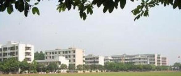 广州增城荔城中学2021年招生办