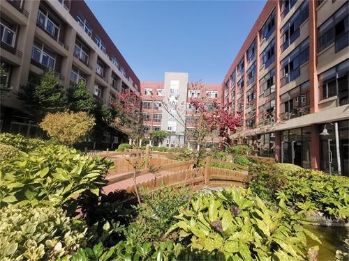 句容碧桂园学校