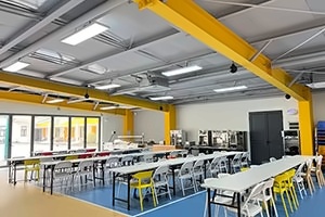 上海UEC国际中心食堂