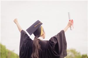 北京外国语大学在职研究生完成后学校会推荐工作吗