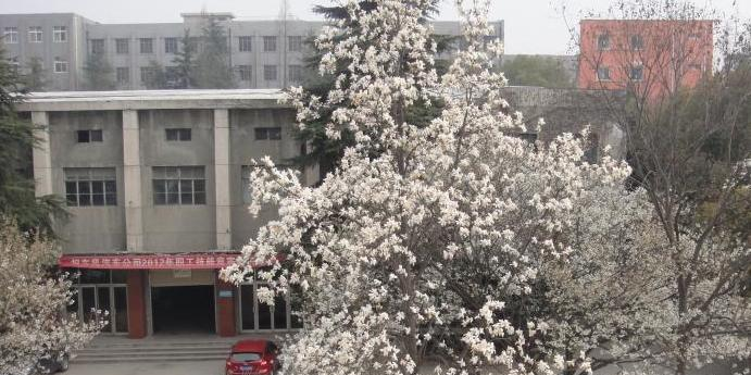 东风汽车公司高级技工学校2