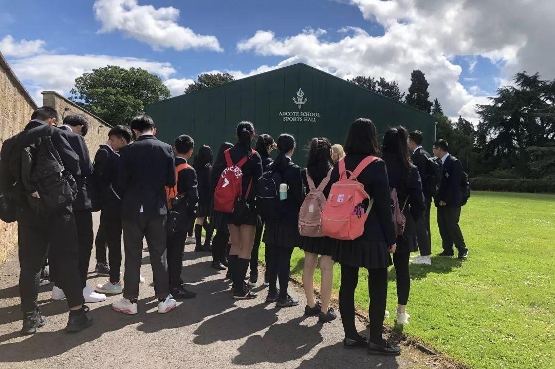 上海阿德科特学校学子赴英国校区学习.jpg