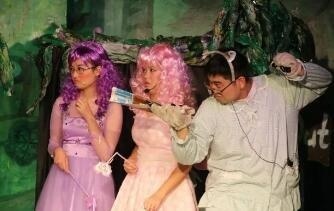 中加枫华国际学校发展性课程系列:英语戏剧课程