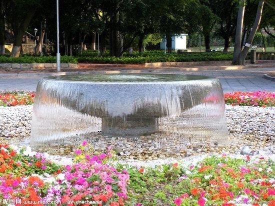 厦门大学校园花坛