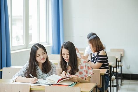接触报税工作难
