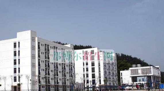 蒲江县职业中专学校