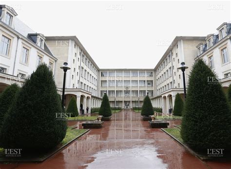 洛林大学