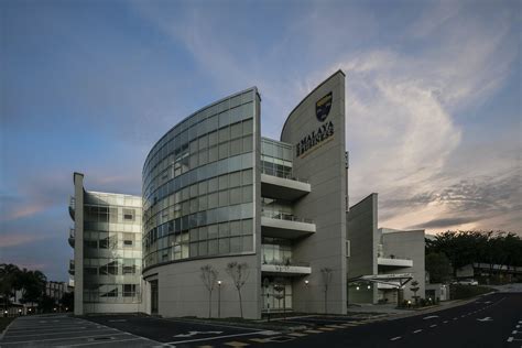马来亚大学