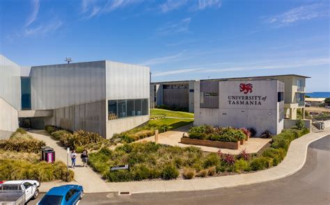 塔斯马尼亚大学