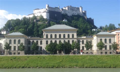 奥地利萨尔茨堡大学