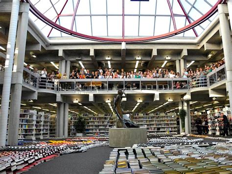 瑞士圣加仑大学