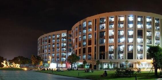 贵阳白云职业技术学校