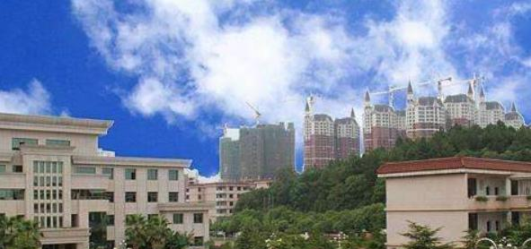 懷化新華職業(yè)學(xué)校