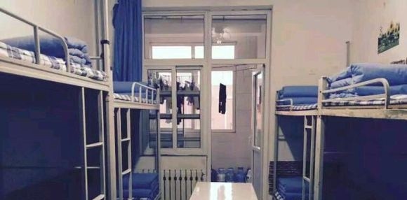 陕西国际商贸学院附属中等职业技术学校 