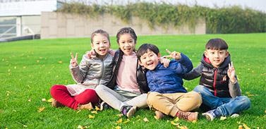 培养自信阳光的孩子