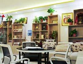 南京佰亿美容美发化妆学校