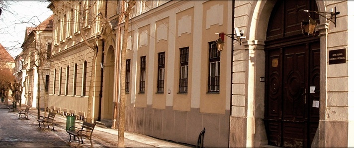 亚伯威摩斯天主教学院