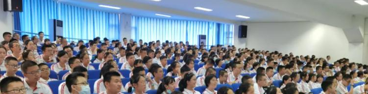 四川师大附中高中部2022年招生录取分数线