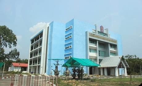 百艺皇家大学